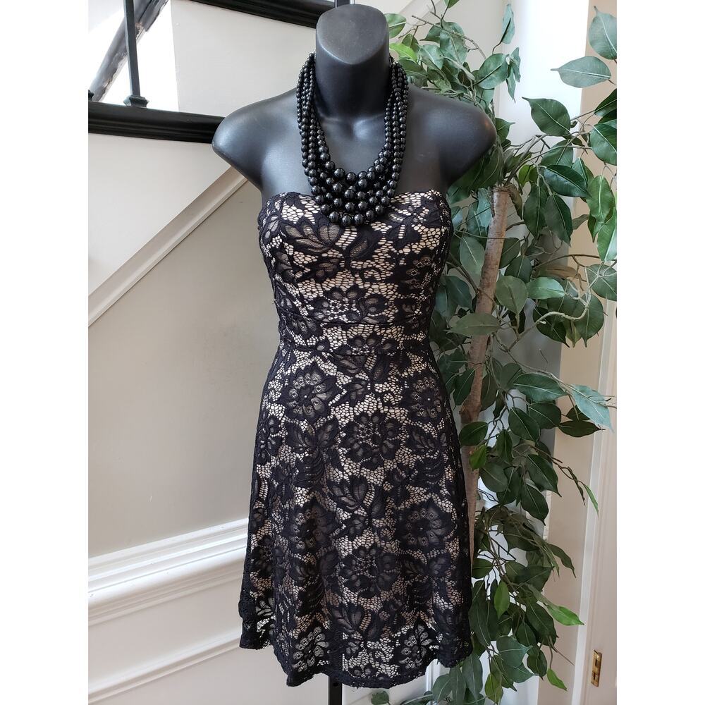 Chocolate Fit & Flare Dress Womens Medium Black & Beige Floral Off The Shoulder